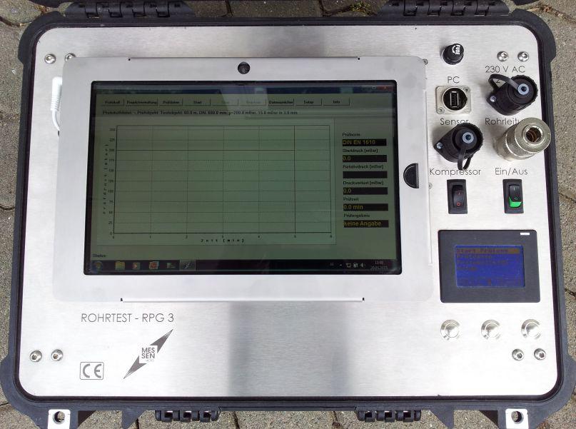 Dichtheitsprüfkoffer mit integriertem Tablet-PC oder Notebook