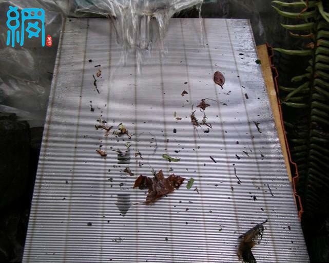 Slotted wedge wire screens panel for water treatment