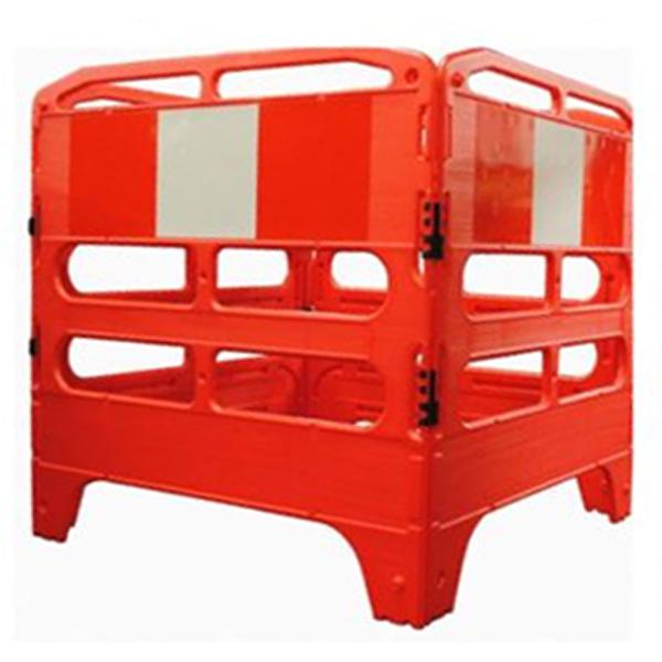 Schachtabsperrung aus Kunststoff